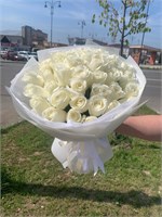 Изысканный жемчуг 35 белых роз 11171